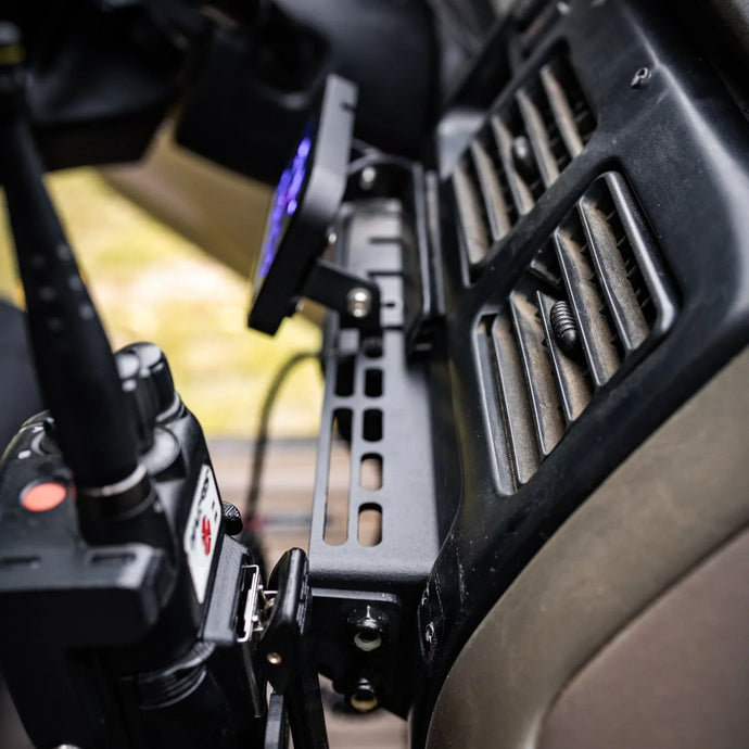 Best 3rd Gen 4Runner Dash Mount | TEQ Offroad Phone & Accessory Mount