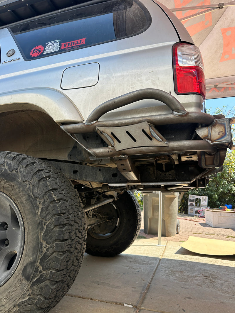 Load image into Gallery viewer, F-14D Rear Tube Bumper 3rd Gen 4Runner 96-02 - Welded
