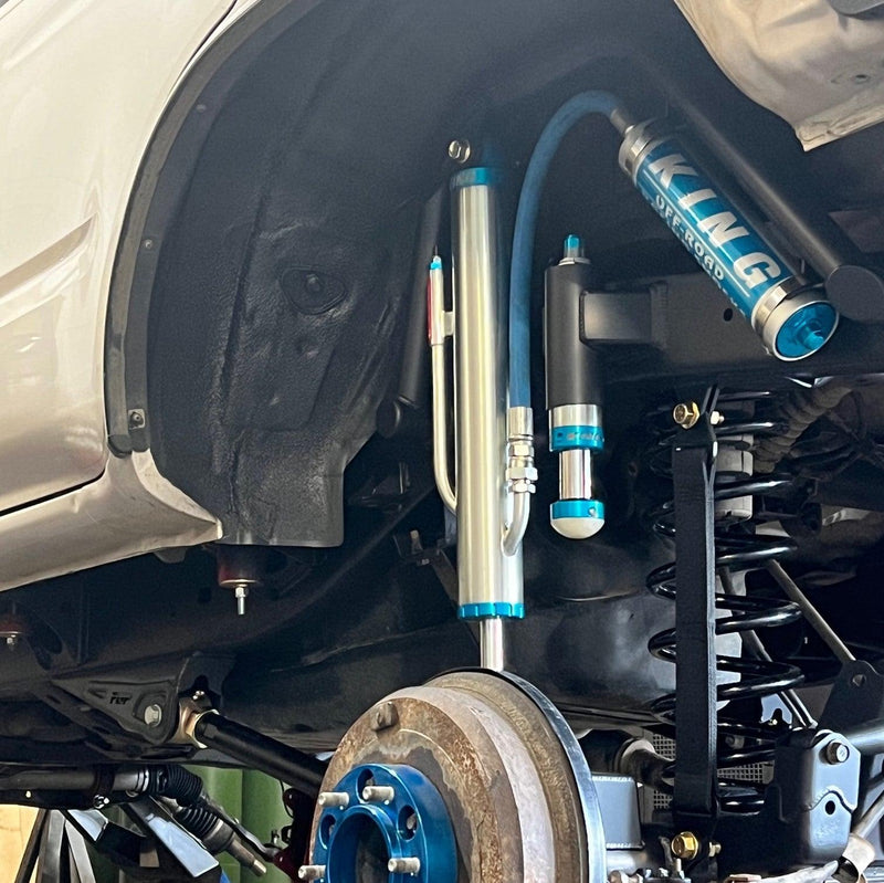 Load image into Gallery viewer, Extended Outboard Shock Relocation (OSR+) - 1st Gen Tacoma
