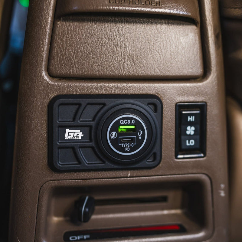 Load image into Gallery viewer, 3rd Gen 4Runner Ash Tray USB Plug | Billet Aluminum | 1996 - 2002 4Runner
