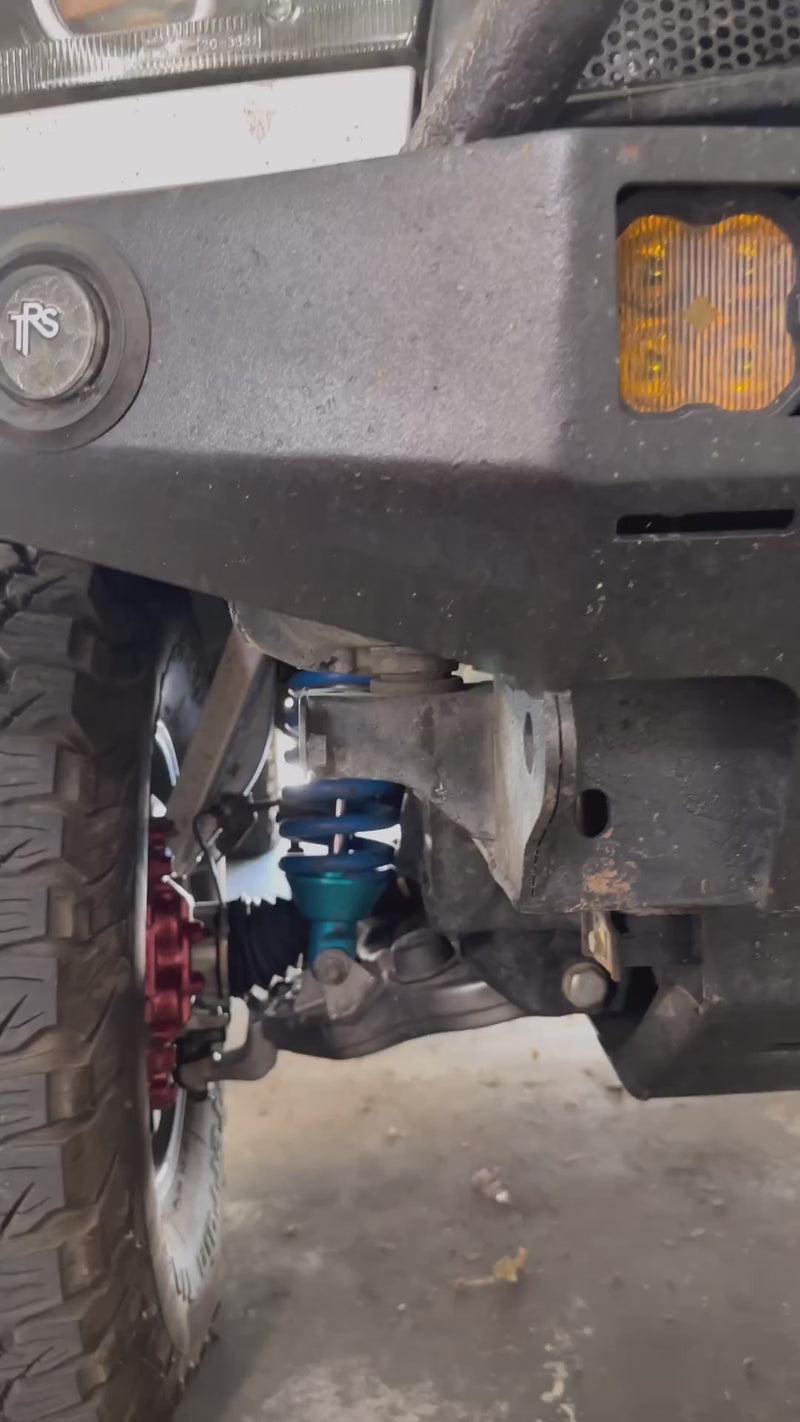 Load and play video in Gallery viewer, LED Pod Brackets for High Clearance Bumpers 1996-2002 4Runners
