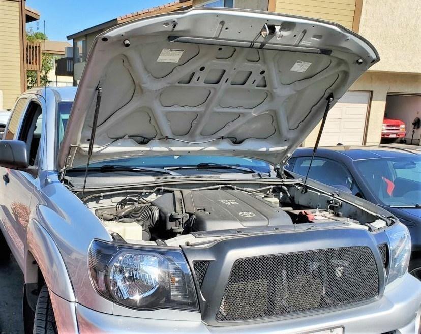 05 -15 Tacoma ULTIMATE Lift Hood Strut Kit - Yota Nation